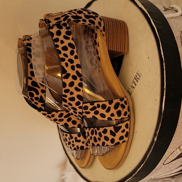 Qupid Shoes - Quaid Animal Print summer sandal
